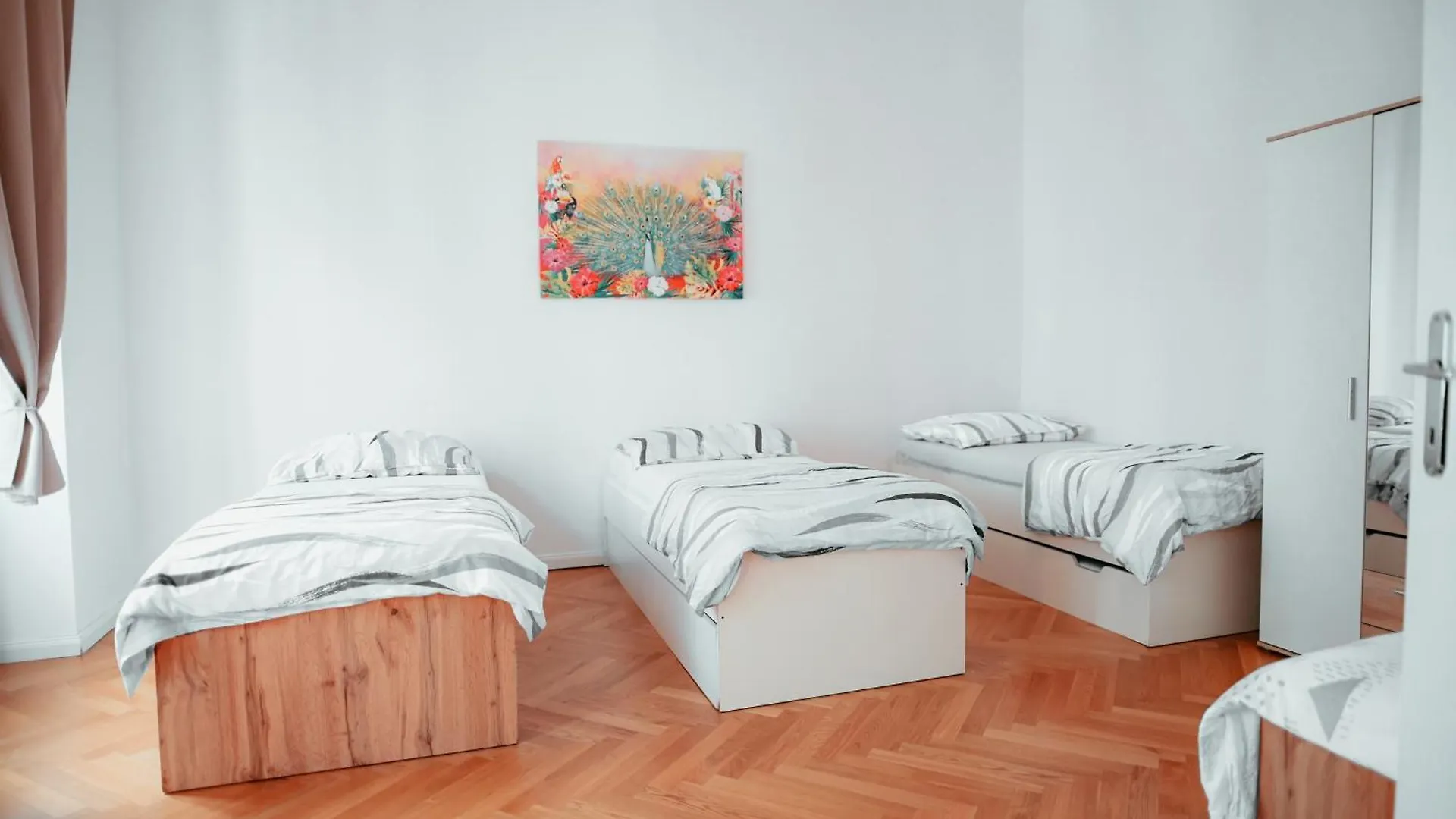 Raimond Apartment Ottakring Top 14 Vienna